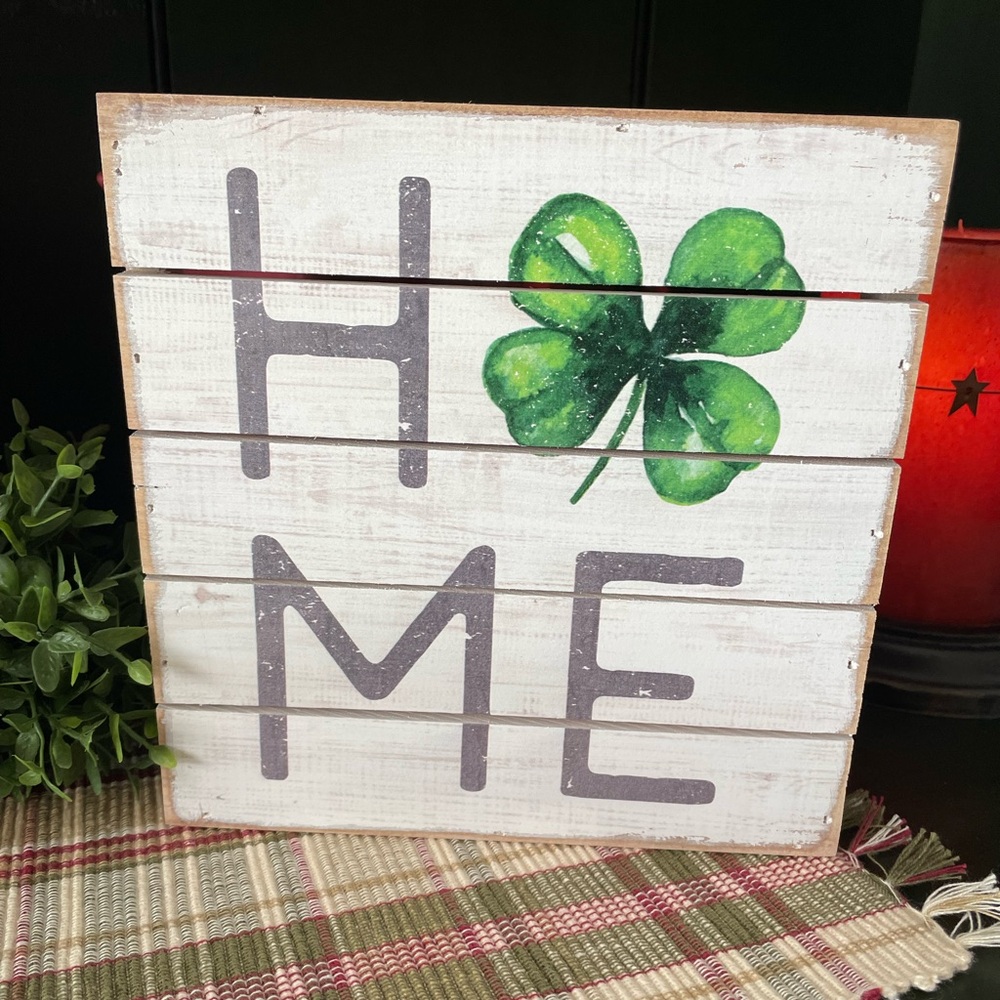 Saint Patrick’s Day sign - Irish gift - Rustic wood sign